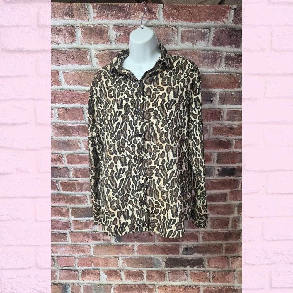 Vintage‎ Women's SAG HARBOR Animal Print Button Up Shirt Size 12